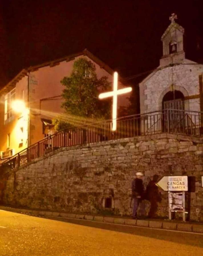 Portal De Leon